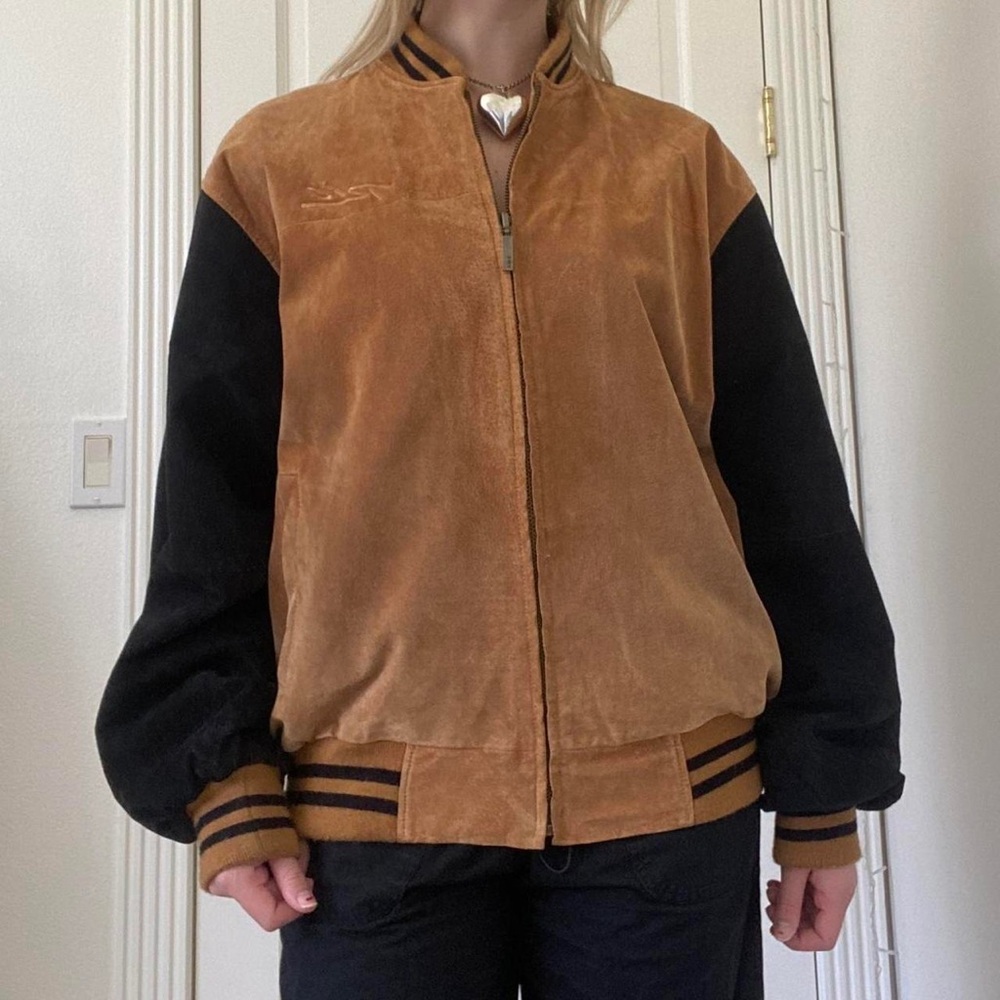 Trail’s End Yellow and Black unisex’s Jacket. Size;M